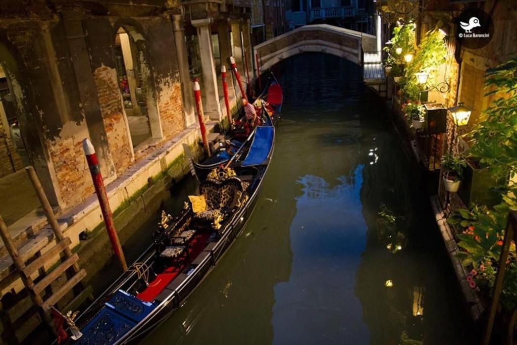 Piccola Dimora In Palazzo Storico Lägenhet Venedig Exteriör bild